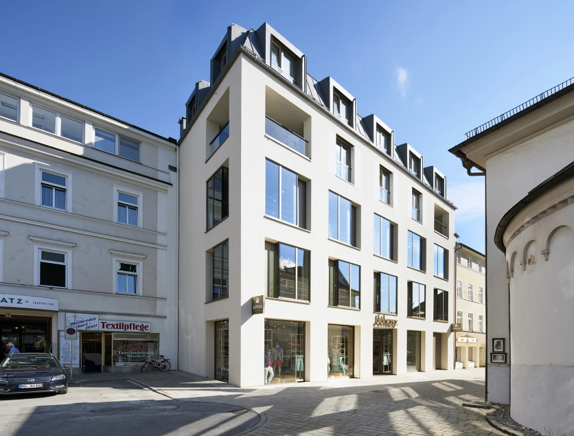 fashion store - new construction - redesign - Juhasz Bad Reichenhall - outside - building facade - location