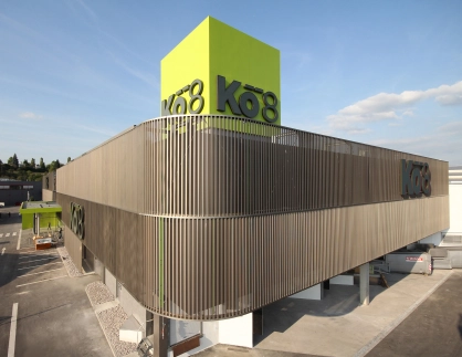 shopping centre - redesign from retail market - KÖ8 Köngen - facade - paneling system - close up