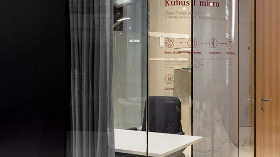 office system - room-in-room - Kubus I micro - view from outside - glass edge window