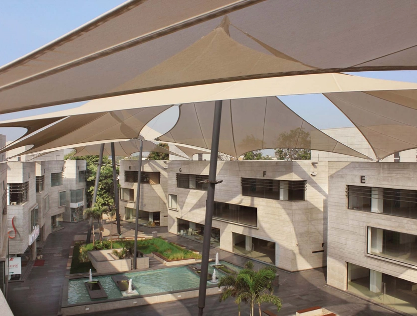 Neubau Mondeal Retail Park Ahmedabad  Businesspark Einzelhandelsgeschäft Dienstleistung Gastronomie Fassade