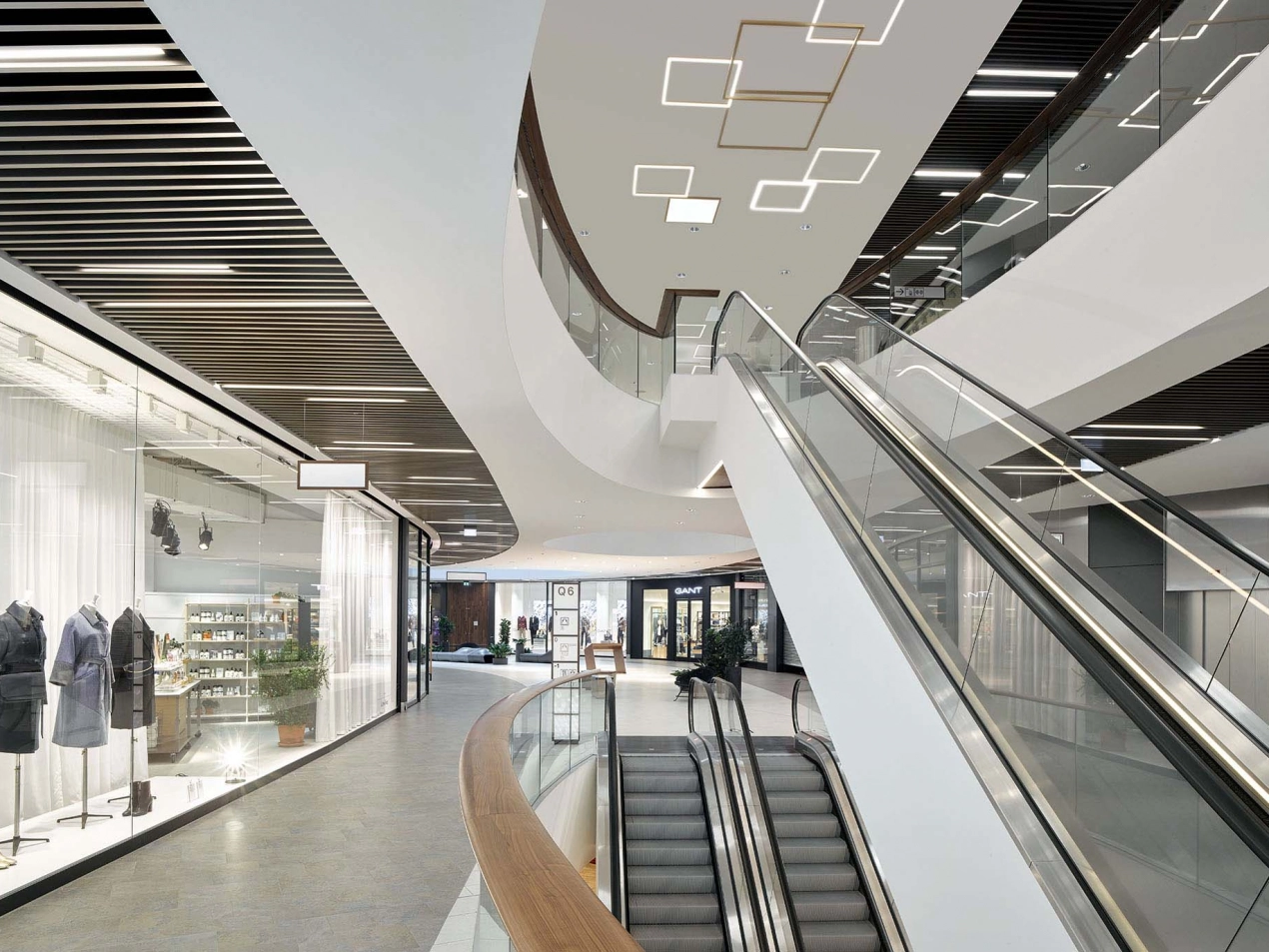 q 6 q 7  Mall Innen Mannheim Neubau