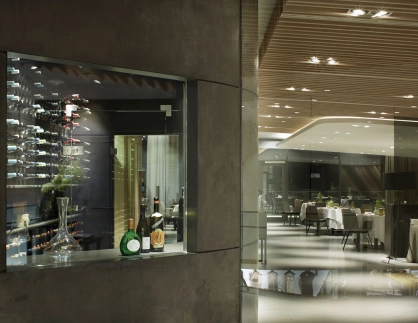 gourmet restaurant - new construction - Restaurant Johanns Waldkirchen - winery - wine reck - look-through - entry - glass wall