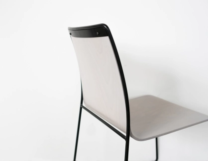 Skid-base chair - product design - product development - Spline - chair backside